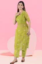 Women Georgette Kurta Pant Set Parrot Green