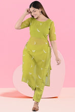 Women Georgette Kurta Pant Set Parrot Green