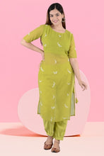 Women Georgette Kurta Pant Set Parrot Green