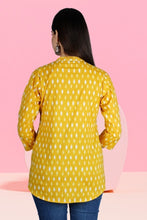 Women Printed Pure Cotton Straight Kurta Yellow, White