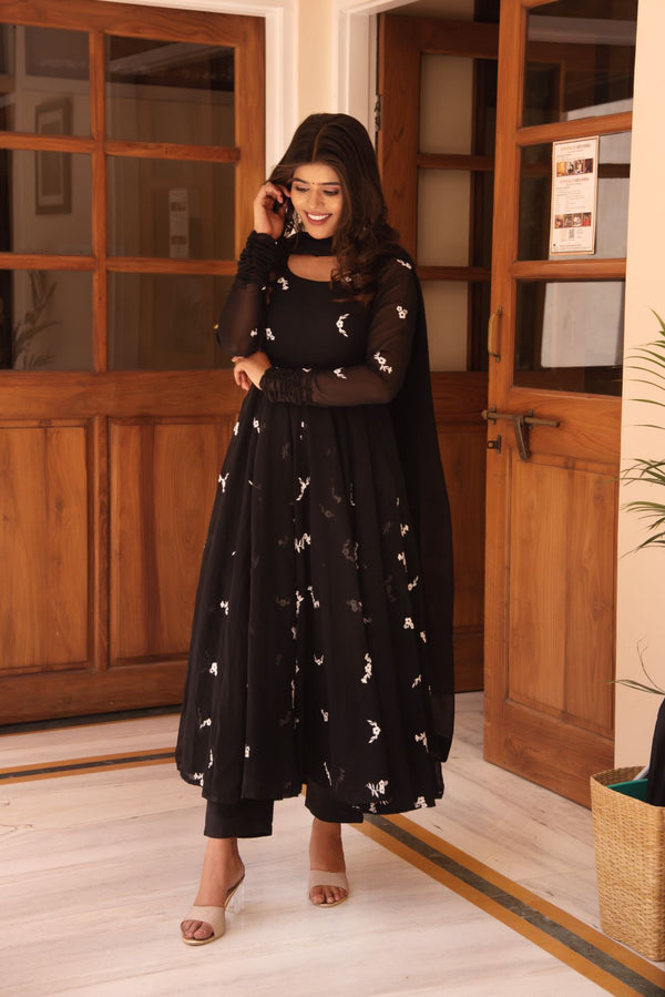 Black embroidery, Anarkali suit